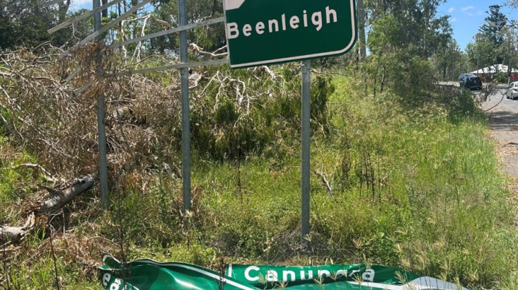 Damaged sign along Tamborine Mountain Road following the SEQ Christmas storms of 2023.